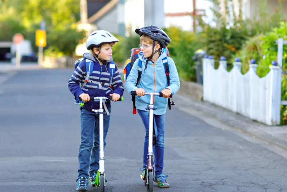 CRONY Scooter safety helmet Bicycle Bike Mountain Road Bike Integrally Molded Cycling Adjustable Bike Helmets