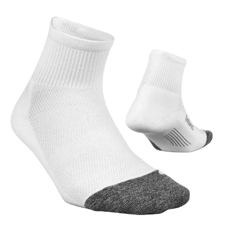 Feetures Elite Light Cushion Quarter Socks